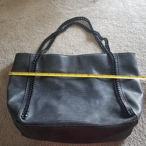 Chain Strap Detail Faux Leather Maxi Tote Bag - Picture 12 of 13